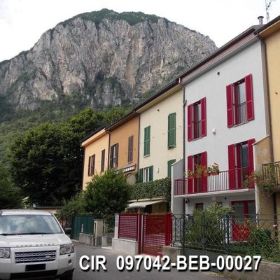 https://metasearch.in-lombardia.it/mss/mss_renderimg.php?id=47879&src=f6c60c9f94a180c7f38f844ab206aee1.jpg