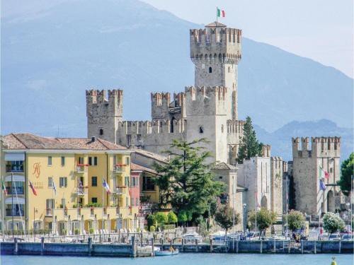 https://metasearch.in-lombardia.it/mss/mss_renderimg.php?id=48419&src=63bc9c6dc426ccc142698a4745060fc5.jpg