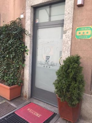 https://metasearch.in-lombardia.it/mss/mss_renderimg.php?id=48430&src=4d1a44c7cbf0988c8cdb9a3caf11b3b0.jpg